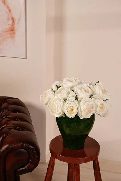 Beyaz Yapay Lüx Şakayık Çiçeği Buketi 6 Dallı Premium Canlı Islak Dokulu 30 cm ürün görseli 1