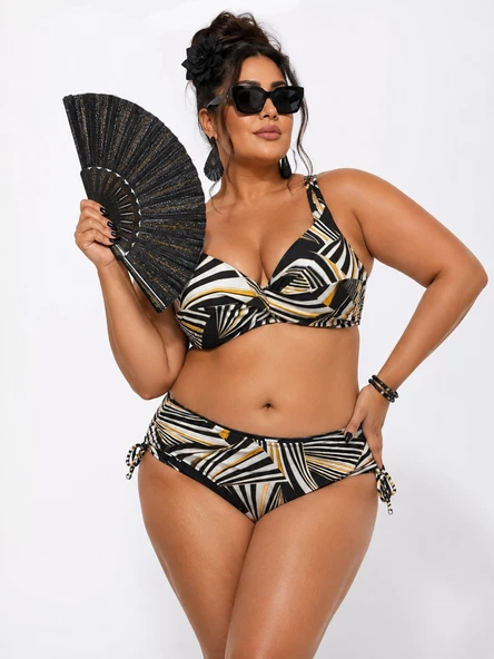 Büyük Beden Balenli Geometrik Desenli Kaplı Ayarlanabilir Askılı Toparlayıcı Kadın Bikini Takım ürün görseli 1