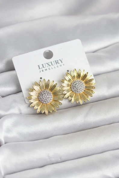 Papatya Model Zirkon Taşlı Pirinç Gold Renk Kadın Küpe ürün görseli 1