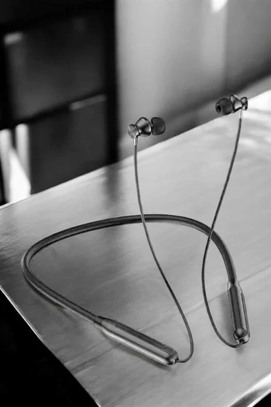 Dijital Göstergeli Kulak İçi Kablosuz Bluetooth Kulaklık Boyun Bantlı ürün görseli 1