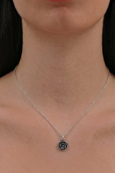 925 Ayar Gümüş Katmerli Kara Gül Modeli Nostaljik Kolye Otantik SGTL13432GUMUS ürün görseli 1
