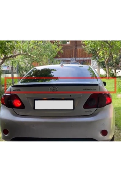 Corolla 2007-2012 Cam Üstü İNCE Spoiler - Boyalı - Piano Black ürün görseli 1