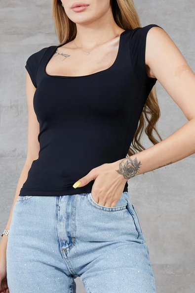 Kadın U Yaka Kısa Kol Likralı Body ürün görseli 1