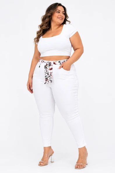 Büyük Beden Toparlayıcı Kuşaklı Yüksek Bel Boru Paça Denim Kadın Pantolon ürün görseli 1
