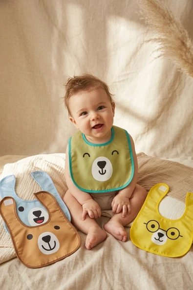 4'lü Sevimli Ayıcık Karakterli Su Geçirmez Bebek Mama Önlüğü Seti - Leke Tutmaz, Cırtlı Bebek Önlüğü 0-12 Ay ürün görseli 1