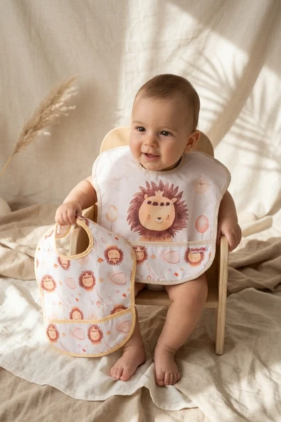 Leo & Luna Leke Tutmaz Sıvı Geçirmez 2'li Bebek Mama Önlüğü Seti - Boho Aslan Figürlü Ayarlanabilir Cırtlı Cepli Tasarım ürün görseli 1