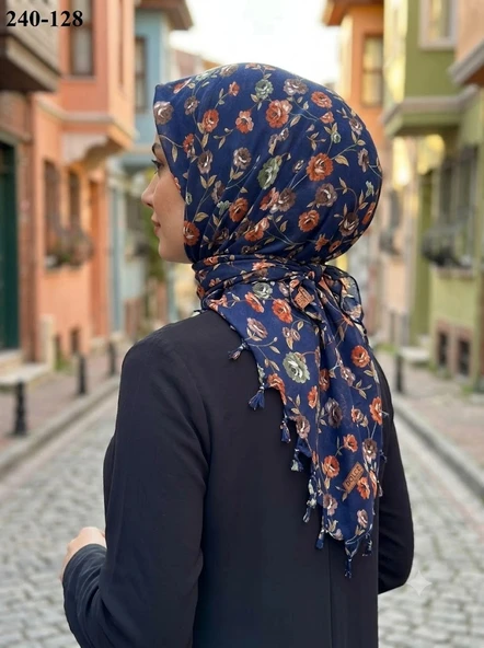 Dolce Life Desenli Sökme Boncuklu Eşarp 240-128 ürün görseli 1