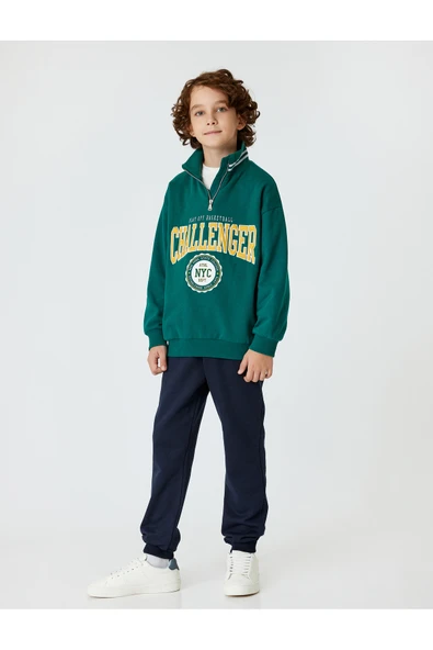 Koton Erkek Çocuk Sweatshirt Dik Yaka Yarım Fermuarlı Kolej Baskılı Pamuklu ürün görseli 1