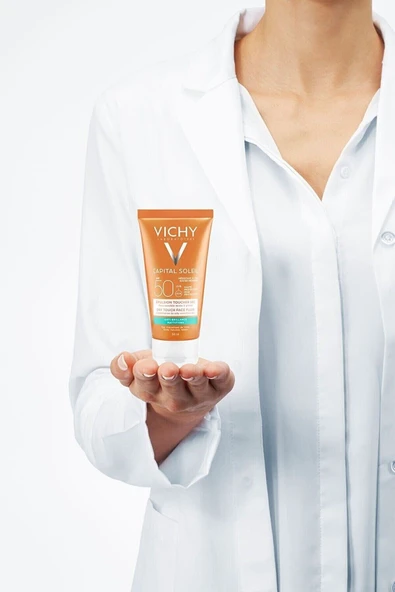 Vichy Karma ve Yağlı ciltlerde yüz ve dekolte bölgesi için çok yüksek korumalı yüz kremi 50+SPF 50 Ml. ürün görseli 1