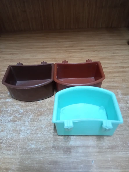 RENKLİ PLASTİK KUŞ YEMLİĞİ 1 ADET-KARIŞIK RENK ürün görseli 1
