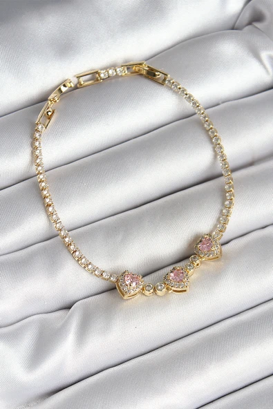 Pirinç Sıralı Pembe Kalp Figürlü Zirkon Taşlı Gold Renk Kadın Bileklik 5886 ürün görseli 1