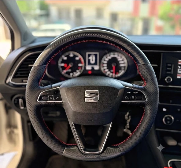 Seat Leon Style Araca Özel Direksiyon Kılıfı SOFT NOKTA 5D KRİSTAL KIRMIZI İPLİ ürün görseli 1