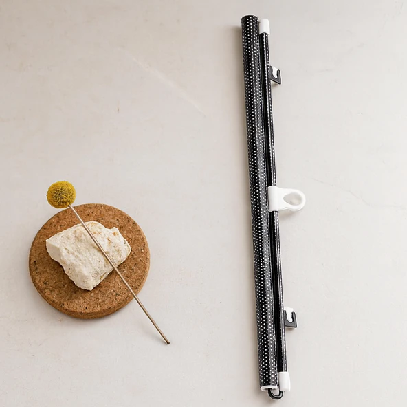 58X125 Cm Pvc Makaralı Araç Cam Güneşliği (Vantuzlu) ürün görseli 1