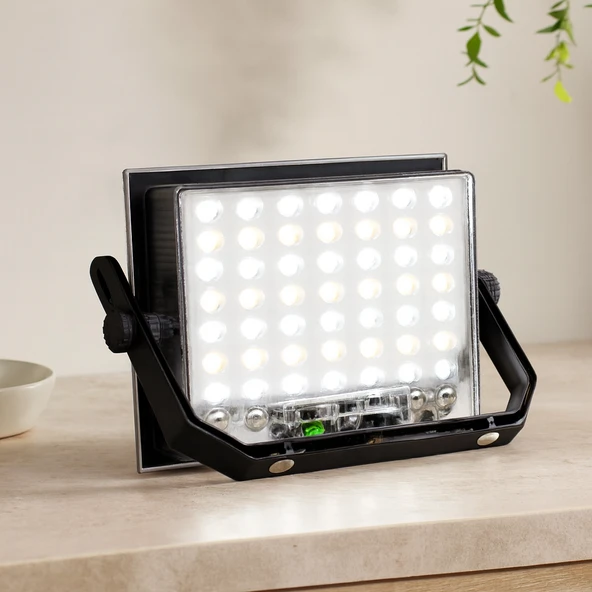 200W Güneş Enerjili Led Projektör - Kamp & Dış Mekan ürün görseli 1