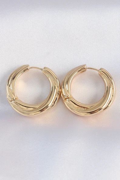Pirinç Gold Renk Asimetrik Kıvrım Küpe ürün görseli 1