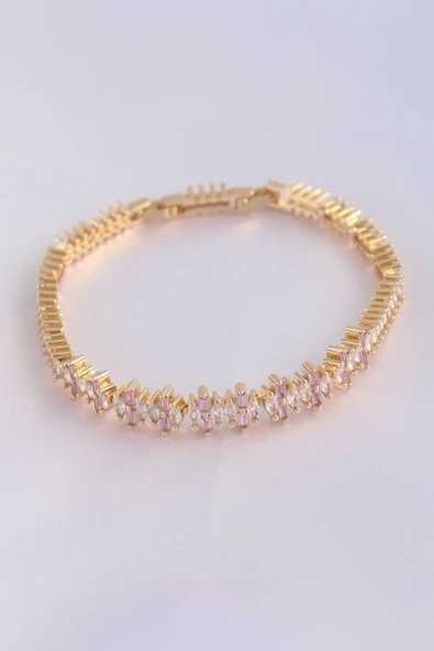 Vip Seri Pirinç Pembe Zirkon Taşlı Gold Renk Baget Model Bileklik ürün görseli 1