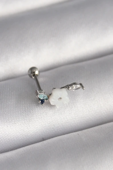 316L Çelik Gümüş Renk Zirkon Taş Detay Beyaz Çiçek Model Tragus Piercing ürün görseli 1