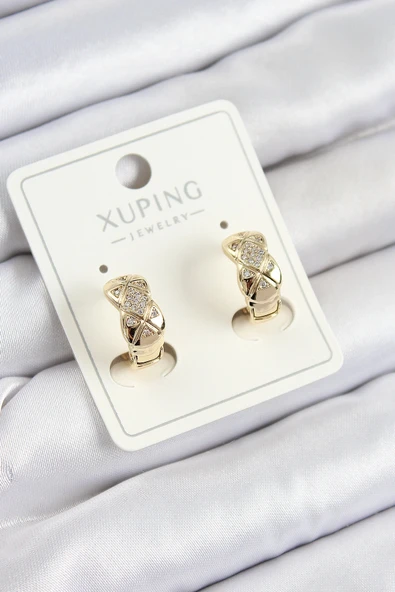 Xuping Zirkon Taşlı Geometrik Desenli Halka Model Gold Renk Kadın Küpe ürün görseli 1