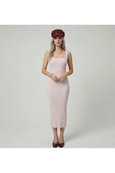 Premium Fit Kare Yaka Fitilli Triko Midi Elbise - Açık Pembe ürün görseli 1