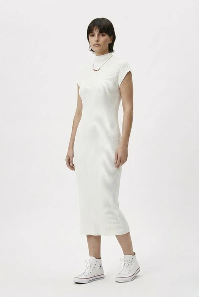 Modern Fit Sıfır Kol Yarım Balıkçı Yaka Triko Elbise - Ekru ürün görseli 1