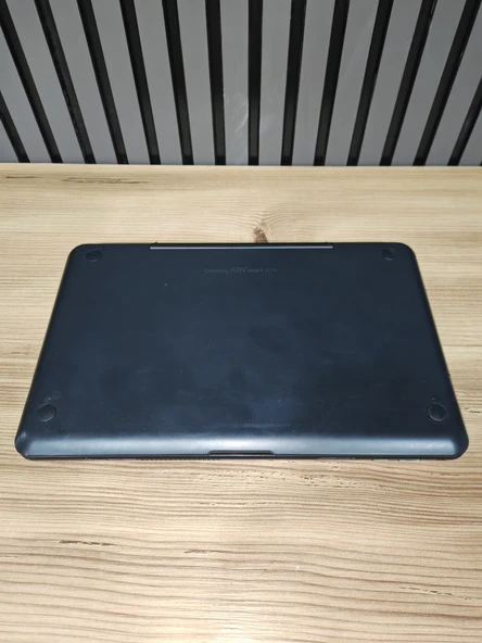 Samsung ATIV Smart PC Pro - Resim 2