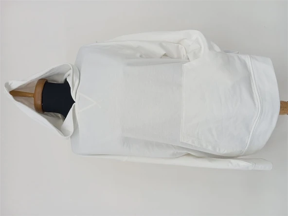 Kadın Beyaz Kapüşonlu Oversize Sweatshirt - Beyaz - Resim 3