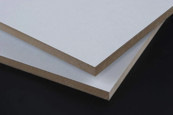 (8 MM) Beyaz Laminat Kaplı MDF Tabaka Ahşap Plaka Ahşap Panel ürün görseli 1