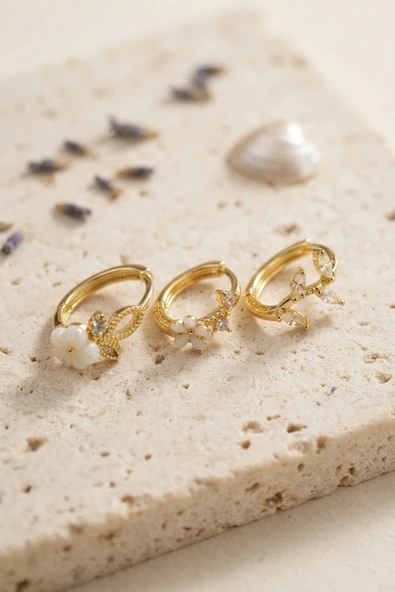 3 lü Set Çiçek Model Gold Renk Kadın Küpe ürün görseli 1