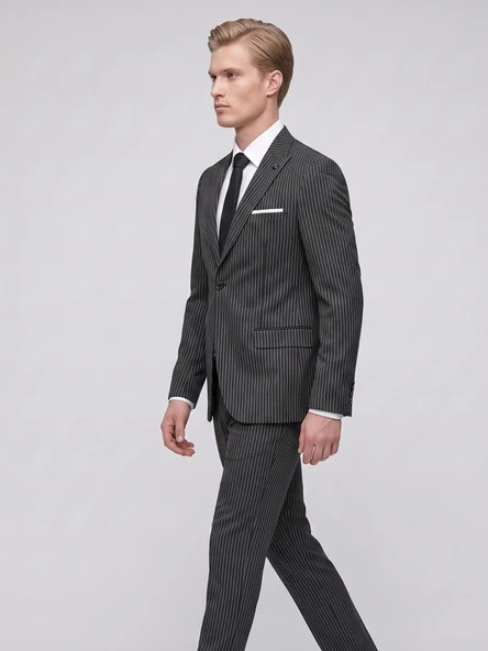 TK6890 Erkek Çizgili Takım Elbise – Slim Fit Modern Kesim Şık Klasik Ceket Pantolon Takım ürün görseli 1