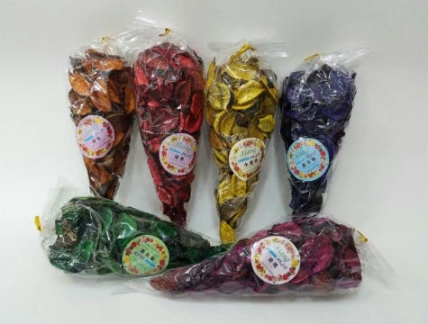Kokulu Gül Yaprakları - 70 Gram ürün görseli 1