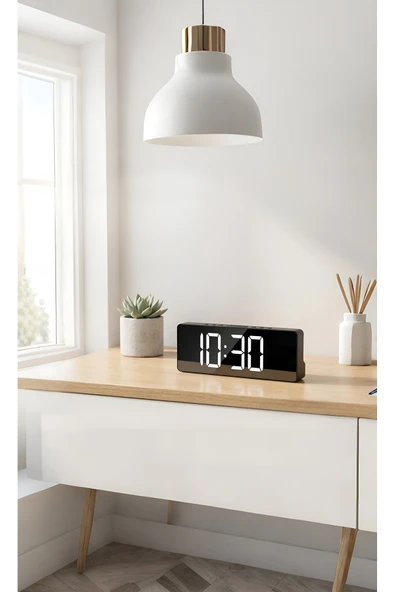 Wolawood Snooze Özellikli USB & Pilli Kullanım Dijital Masa Saati 12/24 Formatında LED Ekran Sensörlü Alarmlı Çalar Saat ürün görseli 1