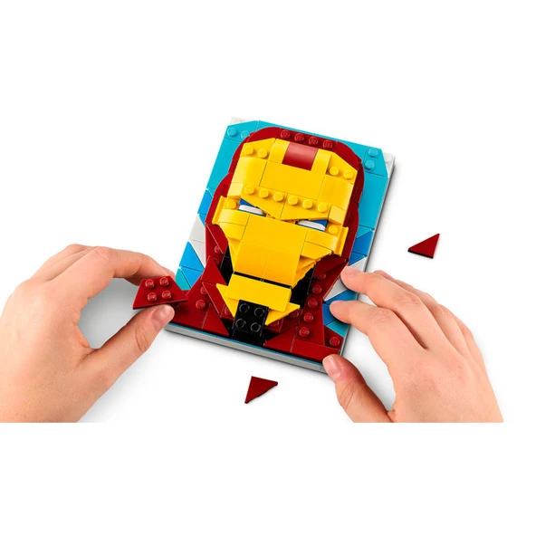 LEGO 40535 Brick Sketches Iron Man ürün görseli 1