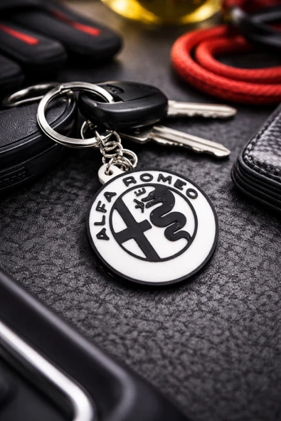 Otscraft Studio Alfa Romeo Logo Anahtarlık | Şık & Dayanıklı Tasarım ürün görseli 1