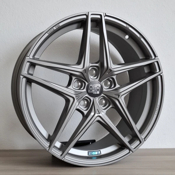 MSW-R1 CANT 5X112 18X8.0 ET48 73.1 MATT SILVER TECH RECORD DESIGNED BY O.Z. ürün görseli 1
