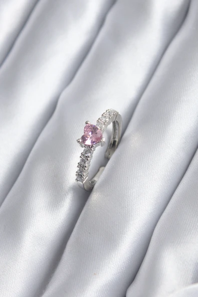 Gümüş Renk Zirkon Taşlı Pembe Kristal Kalp Model Kadın Yüzük 5886 ürün görseli 1