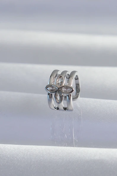 Pirinç Gümüş Renk Yonca Earcuff Küpe ürün görseli 1
