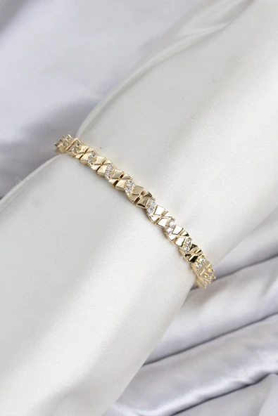 CM Model Zirkon Taşlı VIP Seri Gold Renk Pirinç Kadın Bileklik ürün görseli 1