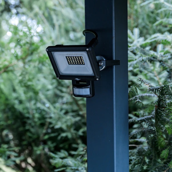 LED Dış Mekan Hareket Sensörlü Projektör - 2300 lm, IP65, 6500K ürün görseli 1