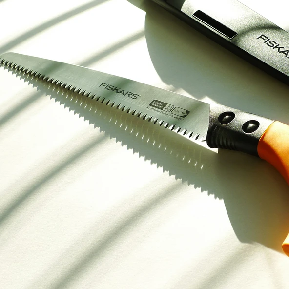 Fiskars Kılıflı Testere 123840 ürün görseli 1