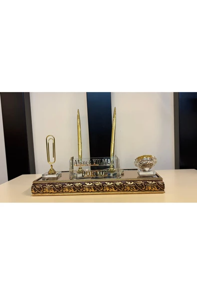 Ozk Atelier Lüks Kristal Çerçeveli Masaüstü İsimlik Gold ürün görseli 1