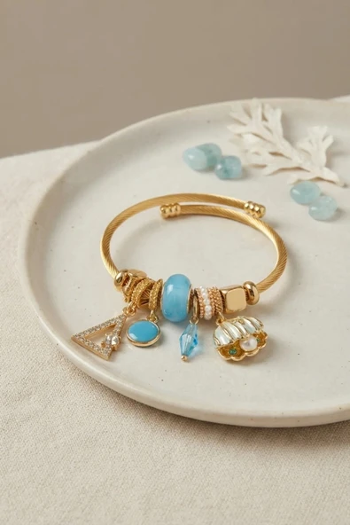 Mavi Deniz Kabuğu Model Gold Renk Charmlı Bileklik ürün görseli 1