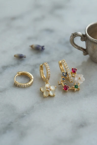 3 lü Set Gold Renk Çiçek Model Küpe ürün görseli 1