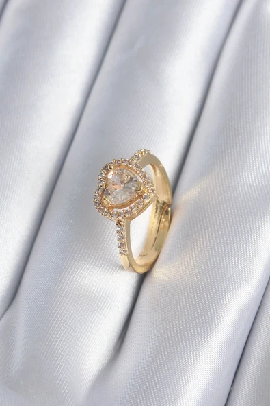 Pirinç Gold Renk Zirkon Taşlı Kalp Charm Model Kadın Yüzük ürün görseli 1