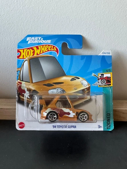 Hot Wheels 94 Toyota Supra ürün görseli 1