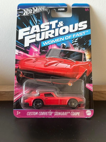 Hot Wheels Custom Corvette Stringray Coupe ürün görseli 1