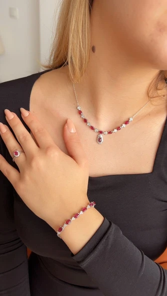 925 ayar gümüş Yakut taşlı set ürün görseli 1