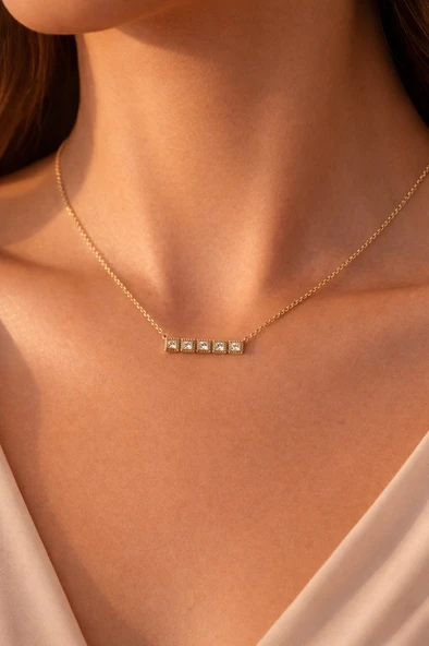14 K kararmaz baget kolye ürün görseli 1