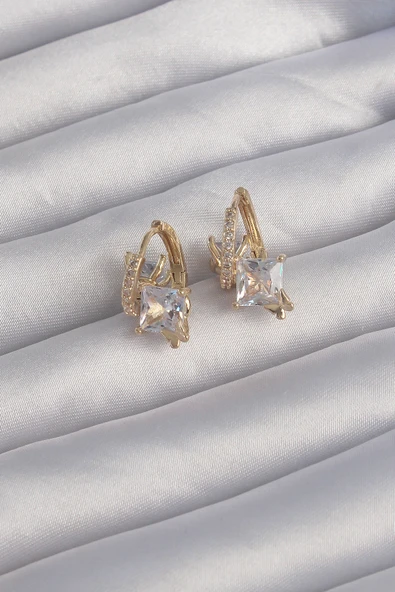 Pirinç Gold Renk İri Zirkon Taşlı Kıvrımlı Minimal Kelebekli Halka Küpe 5886 ürün görseli 1