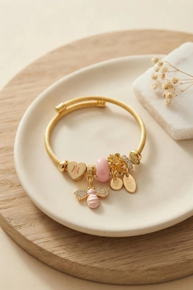 Kalp ve Arı Model Pembe Charmlı Bileklik ürün görseli 1