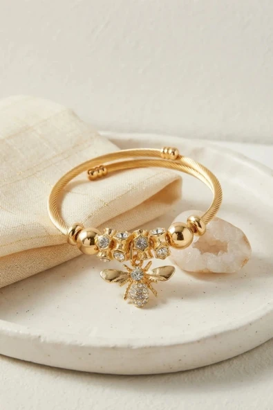 Arı Model Gold Renk Charm Bileklik ürün görseli 1